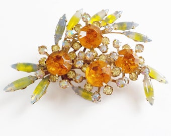 Lovely Vintage Rhinestone Brooch with Amber and Opalescent Stones Gold Color Setting