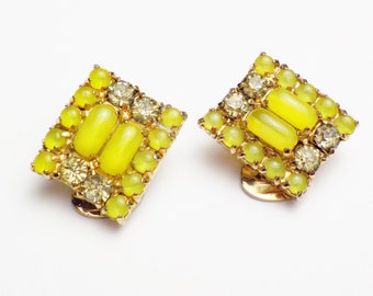 Gorgeous La Rel Vintage Clip On Earrings Square Chartreuse with Rhinestones