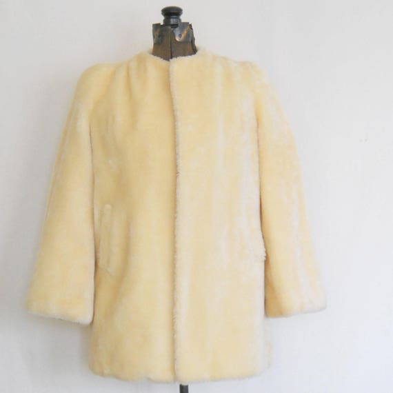 Vintage Faux Fur Jacket Winter White Cream Fake Fu