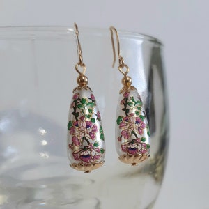 Painted Pink Flower Pearl Drop Earrings, Tudor Renaissance Medieval costume, bridesmaid  jewelry, Anne Boleyn, The Tudors
