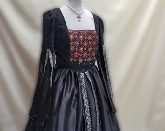 Bust 42" Black and Silver Tudor Anne Boleyn Dress, Gown, Renaissance Medieval Gothic OUAT Evil Queen Costume, The Tudors #26