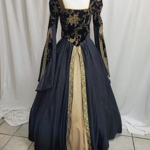 Mary Stuart Reign Dress