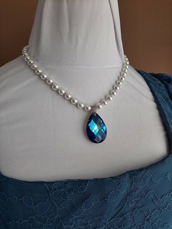 Blue costume necklace best sale