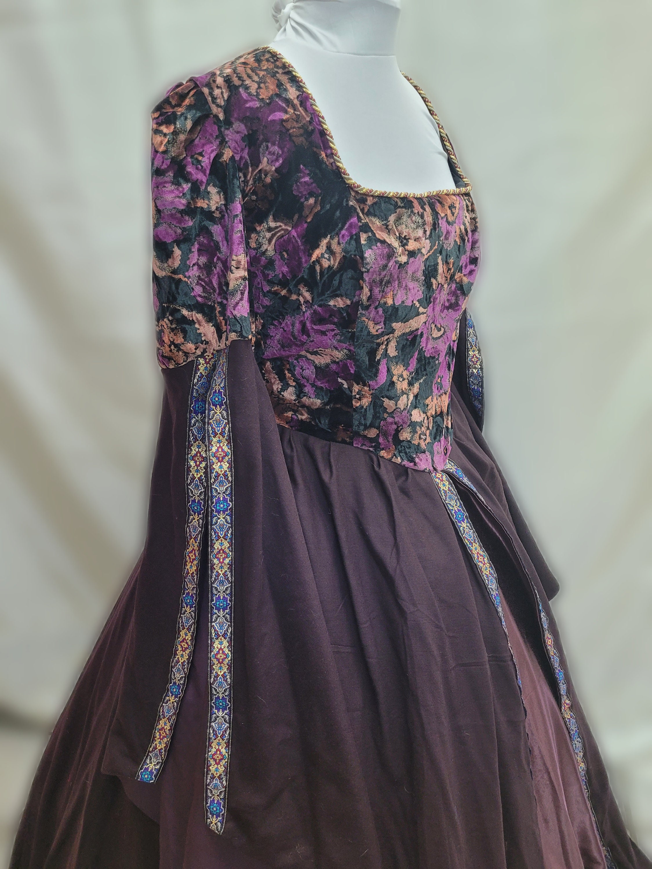 mermaid light purple prom dress Is the dress Anne Boleyn wore in The Tudors historically accurate?