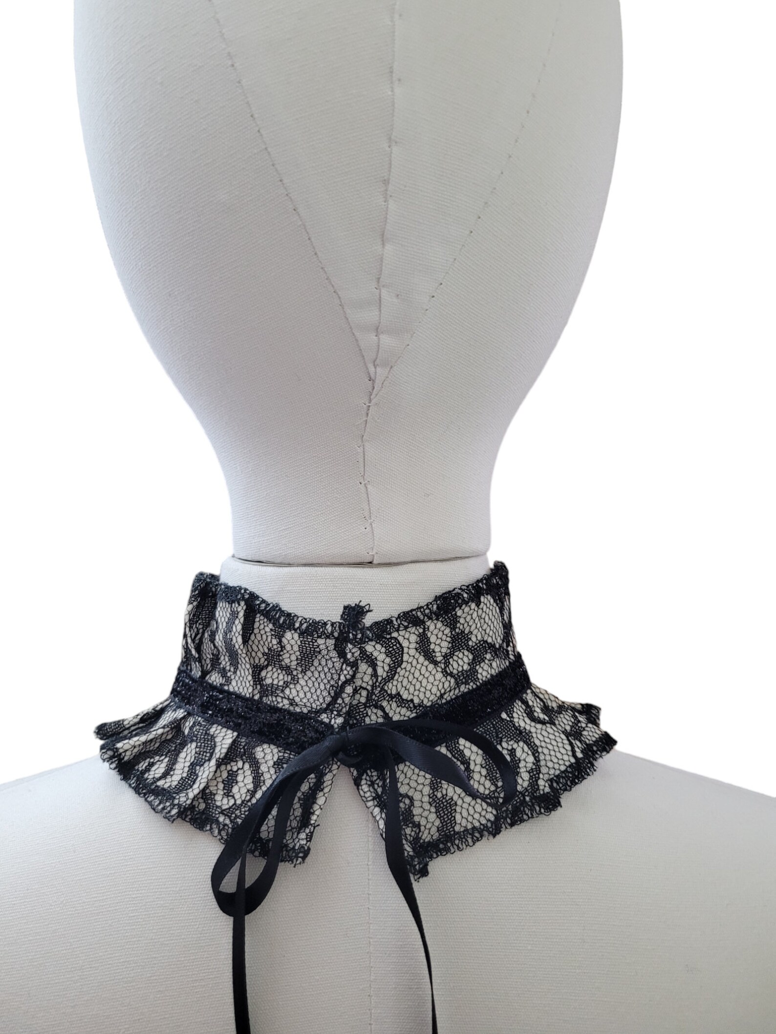 White and Black Lace Pearl Cameo, Victorian Neck Ruff Choker, Ruffled ...