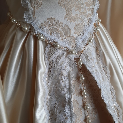 Ceinture Renaissance croix or perlée, bijoux rose Tudor, Anne Boleyn, costume médiéval, bijoux fantaisie en perles