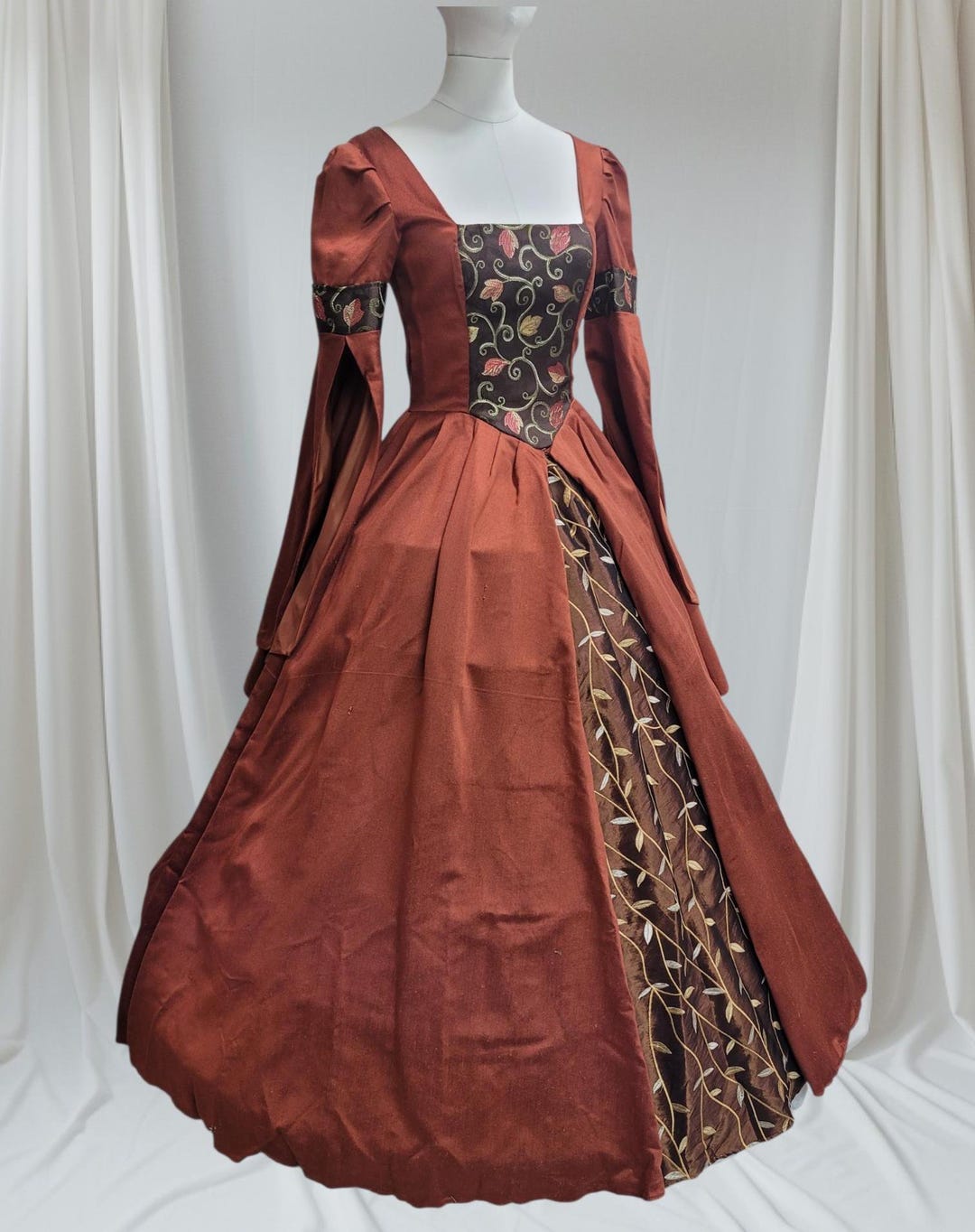 Bust 35 Dark Umber Tudor Anne Boleyn Dress Gown Medieval Costume bust-35-dark-umber-tudor-anne-boleyn-dress-gown-medieval-costume