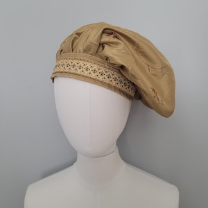 Gold bestickter Muffin-Hut, Tudor Renaissance Faire Kostüm-Hut, mittelalterliches Caul, Prinz Elizabethan Hat, LARP keltisches SCA-Kostüm