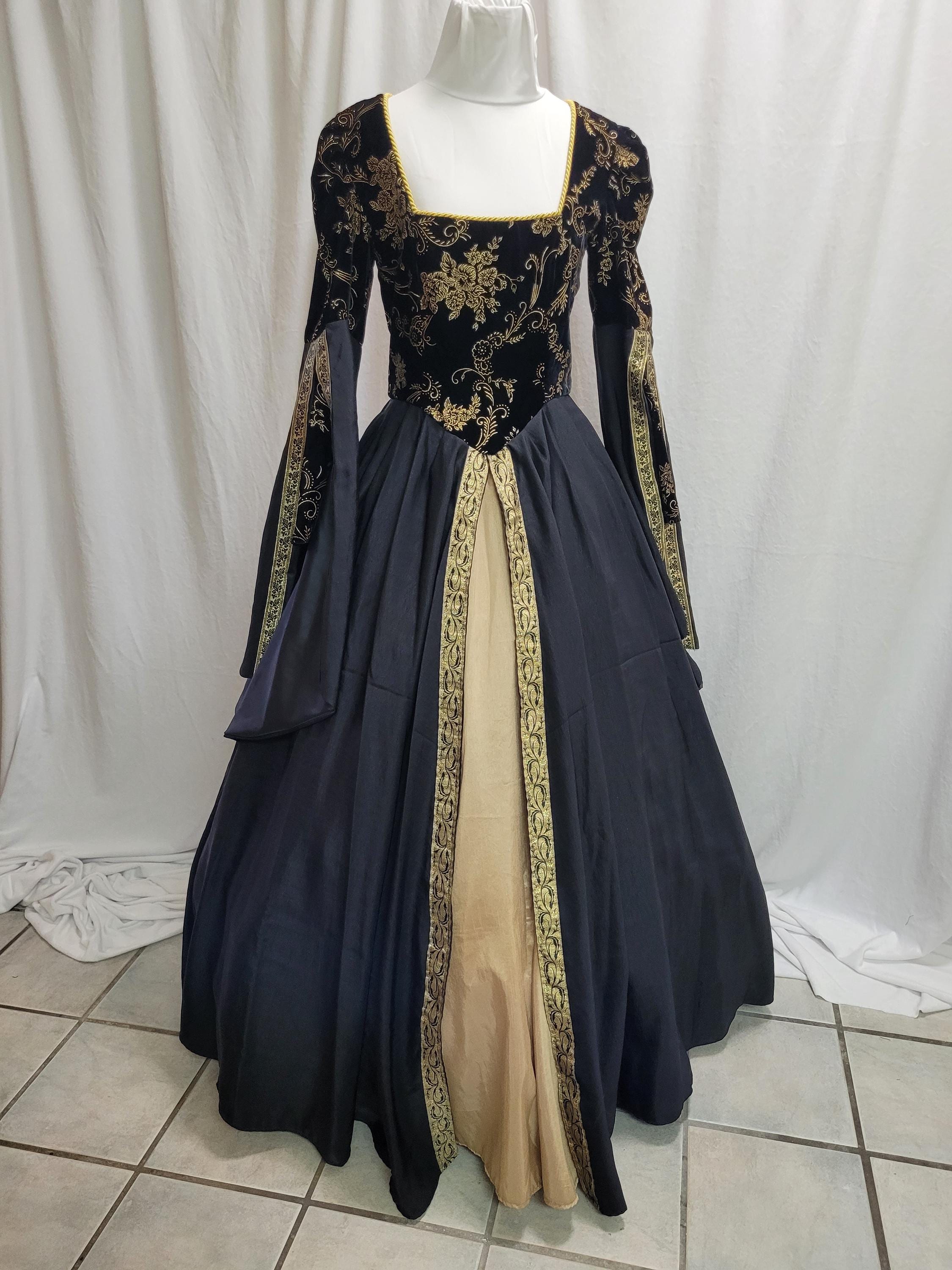anne boleyn black dress Samantha | @janefoxcostumes Renaissance Revel party at @thevirginiahouse was the perfect excuse to finally make my Anne Boleyn portrait gown! I'm...