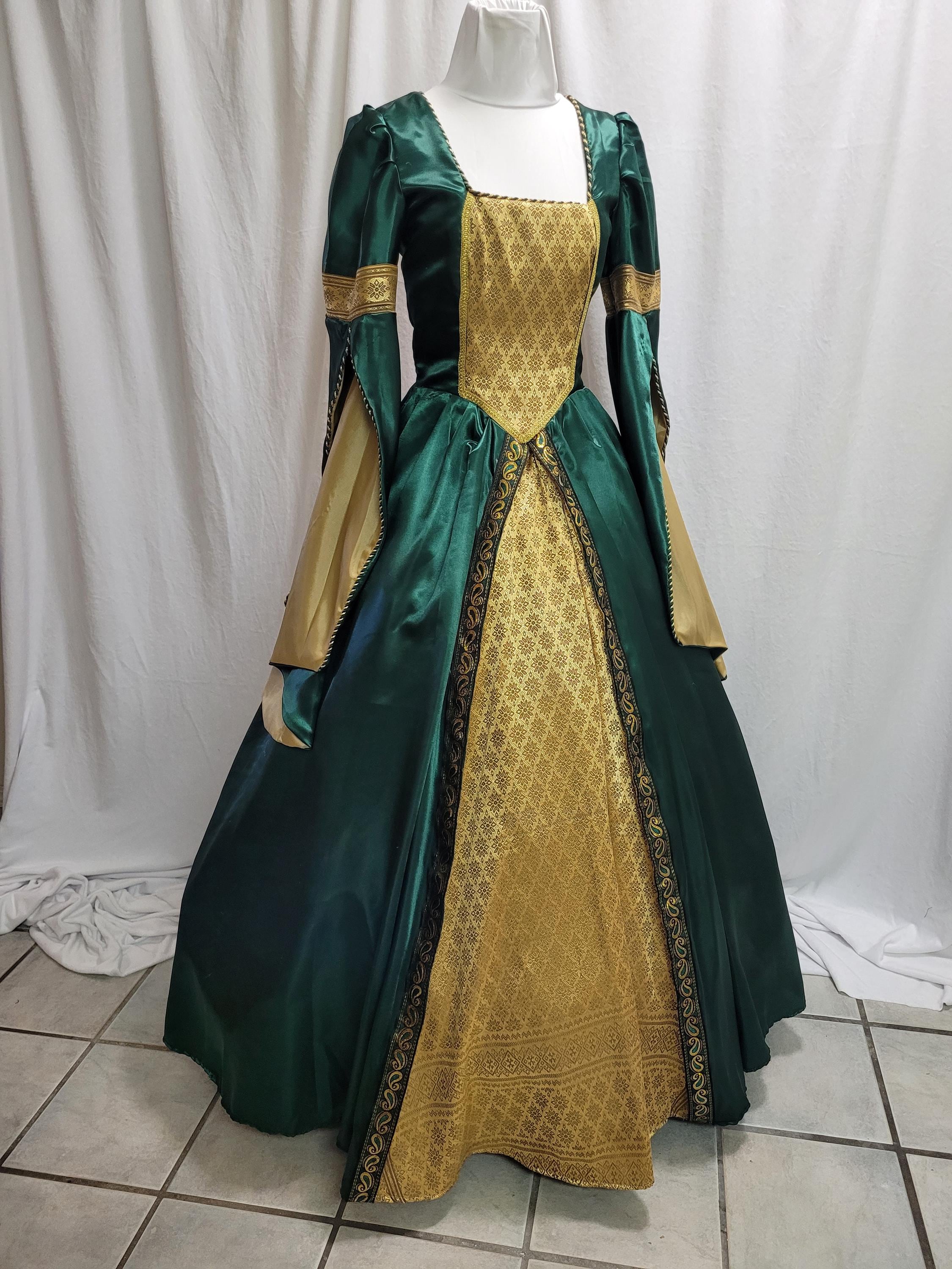green medival dress Bust 34
