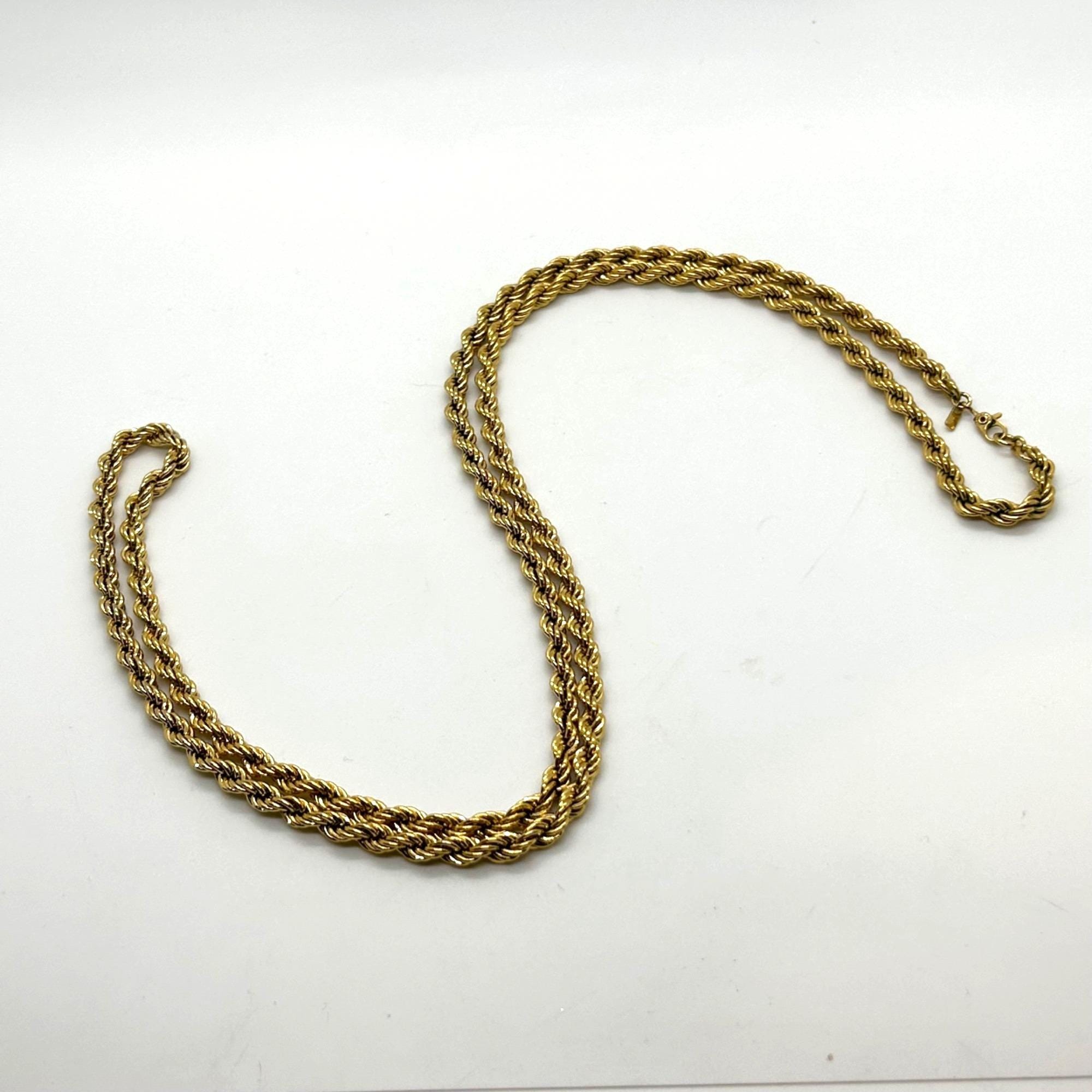 Vintage 80s Gold Tone Rope Chain Belt with Textured Ball Pendant Chunky Heavy Gold Rope Chain With Tassels - 36 For Sale on 1stDibs main image 3
