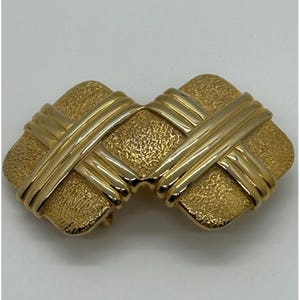 Vintage Accessocraft gold tone bow belt MCM  26”-31” Accessocraft Belts for Women on Sale up to 90% Off: Poshmark main image 4
