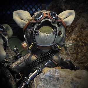 Spezialeinheiten Kleiner Fuchs Militär Tarnung Kugelkette Edition Rucksack Anhänger Handgemachte Puppe