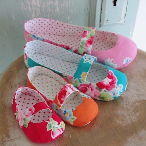 SALE Shoe Sewing Pattern.  Mary Jane Flats Pattern Set. Newborn to women&#39;s size 11. PDF Shoe Sewing Pattern.