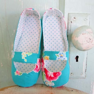 SALE - Mary Jane Flats size 13 to 4 (approximately women&#39;s size 6)