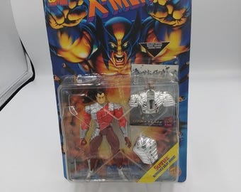 1995 Sunfire x-men action figure on card