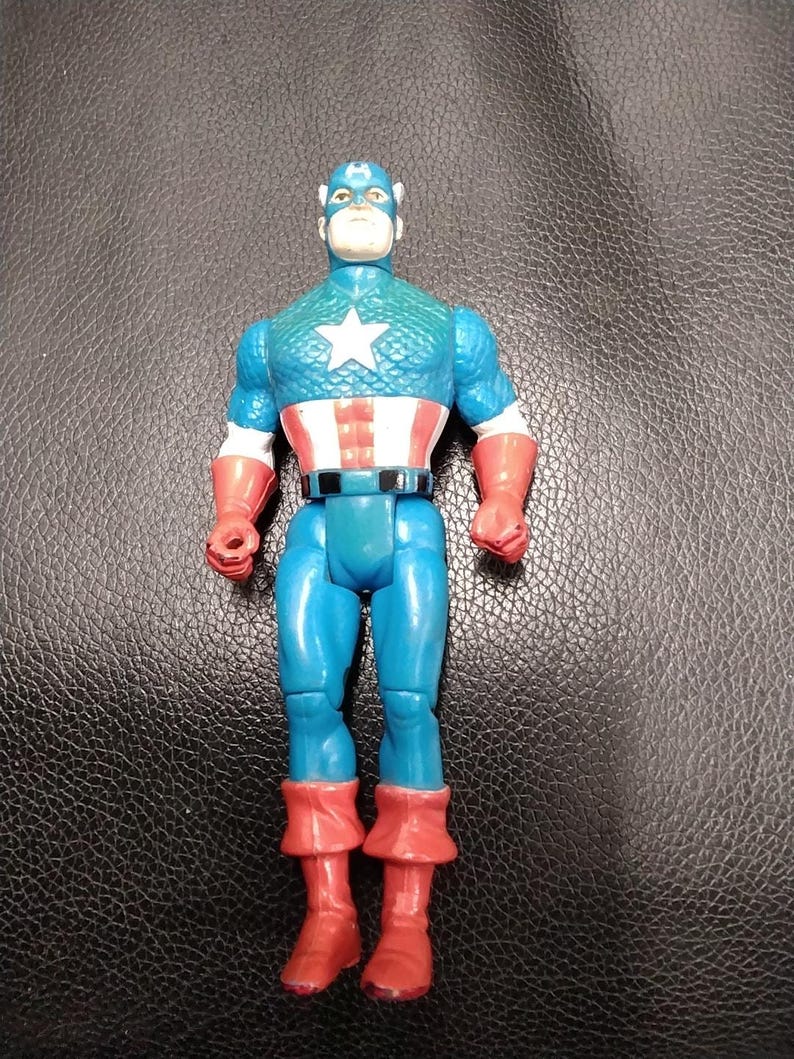 1990 Captain America action figure Toybiz image 1