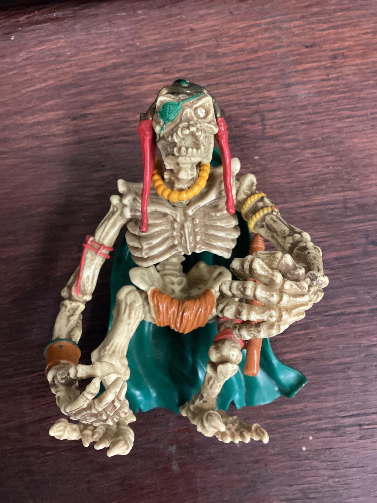 Figurines Skeleton Warriors Grimskull Ursak Et Cheval - Playmates Toys, En Vrac (loose)