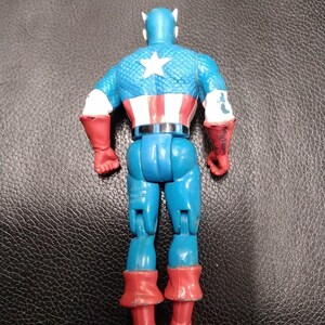 1990 Captain America action figure Toybiz image 2