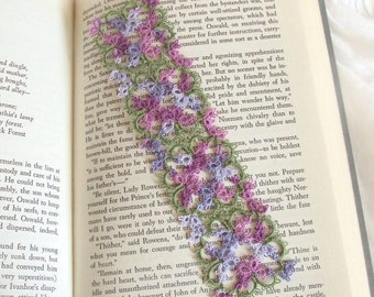 Floral Tatting Lace Bookmark in Lilacs and Leaf Green - Intricate Lace Flower Bookmark - Art Nouveau - Janessa Version 3