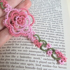 Set of Three English Rose Bookmarks in Tatting, Summer Wedding Favours Rosa Version 1 image 5