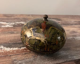 Vintage Folk Art Paper Maché Trinket Box