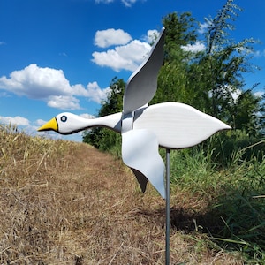Handgemaakte houten witte eend draaimolen - Kinetic Swan Garden windspinner