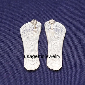 925 Sterling Silver Laxmi Feet, Charan Paduka, Auspicious Footprints for Puja, Vishnu Paduka, Religious Gift, Home Decor