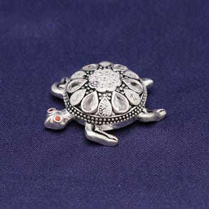 Silver Tortoise Figurine: Feng Shui Stone Inlay for Prosperity