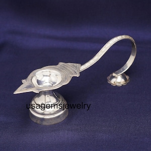 Traditional Handcrafted Silver Aarti Diya with Ornate Handle – Pooja Oil Lamp for Temple Use