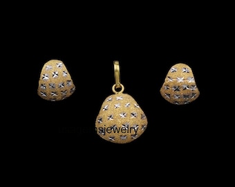 Handgemaakte 22K gouden filigraan sieradenset - Indiase bruidsoorbellen en -hanger