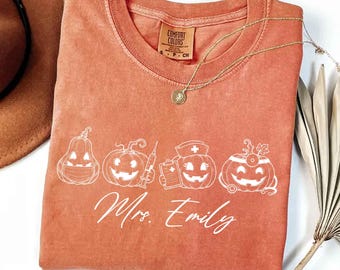 Camiseta personalizada de enfermera con calabaza, linda camiseta de enfermera de Halloween, camisetas de otoño para hospitales, camiseta de enfermera registrada de otoño, camiseta divertida para estudiantes de enfermería, UCI neonatal