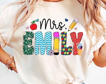Camiseta personalizada para maestro, camiseta con nombre de maestro, regalos personalizados para maestros, regalos de agradecimiento para maestros, camiseta de regreso a clases, regalo para maestro