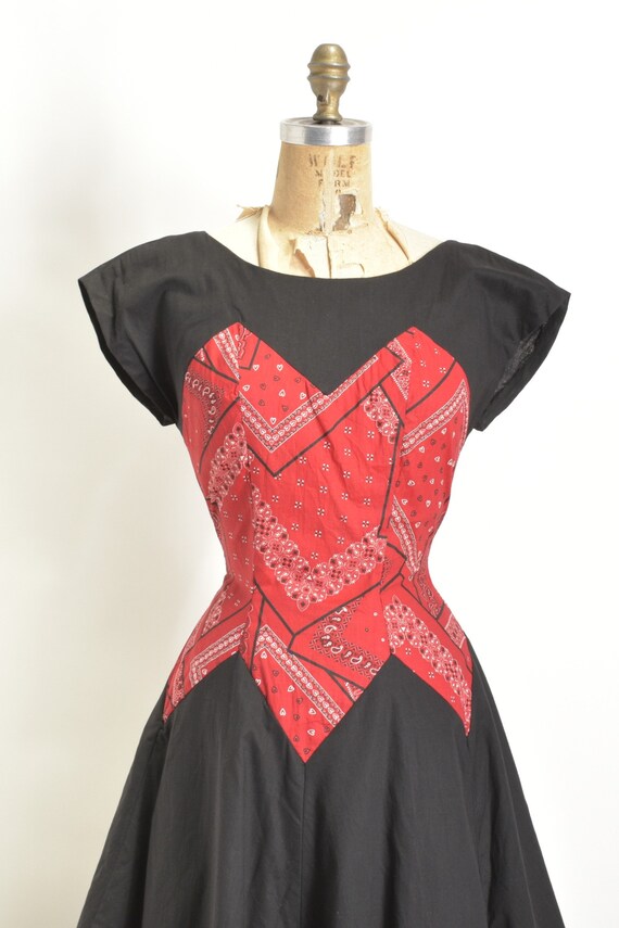 Vintage 1950s Dress / 50s Bandana Print Cotton Dr… - image 3