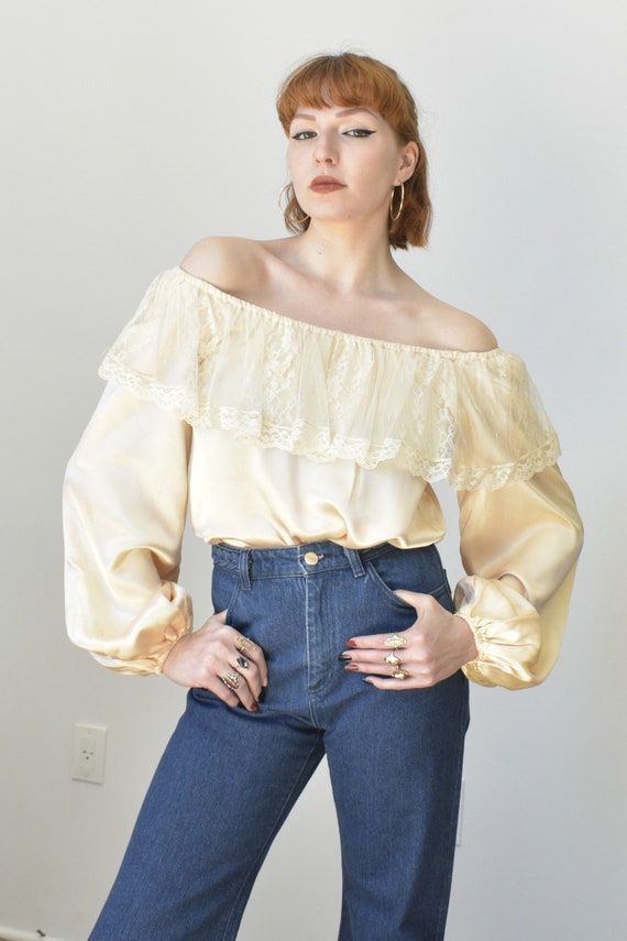 Vintage 1970s Top / 70s Gunne Sax Satin Blouse / P