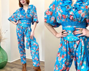 Vintage 1980s Jumpsuit / 80s Diane Freis Floral Jumpsuit / Blue ( medium M )