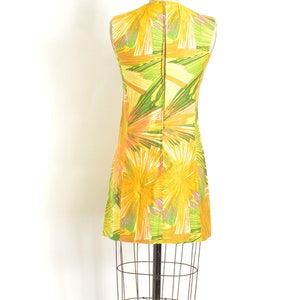 Vintage 1960s Dress / 60s Starburst Cotton Mini Dress / Yellow Green XS extra small image 6