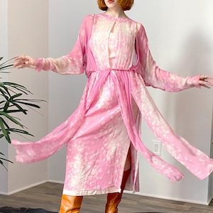 Vintage 1970s Dress / 70s Cherry Blossom Silk Chiffon Dress / Pink White ( M L )