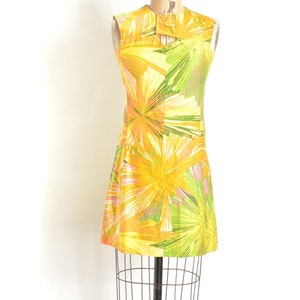 Vintage 1960s Dress / 60s Starburst Cotton Mini Dress / Yellow Green XS extra small image 2