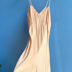 Vintage 1930s Lingerie / 30s Barbizon Silk Satin Step In Romper / Pink ( M L )