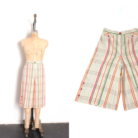 Vintage 1970s Pants / 70s Colorful Plaid Culottes