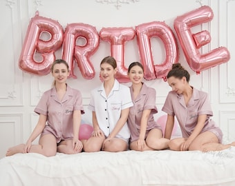 Pijamas de dama de honor, pijamas de dama de honor con monograma, pijamas de novia, regalos personalizados para damas de honor