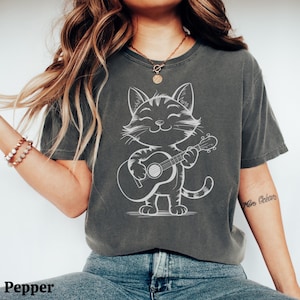 Comfort Colors Guitar Cat T-Shirt: Funny Musician Gift