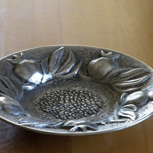 Cast polished aluminum fruit bowl pommegranates design limited edition