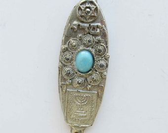 Ein Vintage-Metall-Mezuzah-Etui, Judaica, hergestellt in Israel.