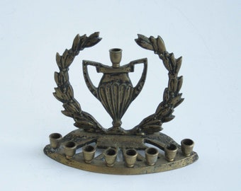 A  solid brass vintage  hanukkah menorah,hanuka menora, chanukia, chanukah menorah, judaica, free shipping!