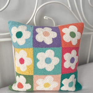 Punch Needle Flower Pillow Cover,Colorful Daisy Cushion, Handmade Tufted Throw Pillow, Boho Floral Home Decor,(13.8x13.8 inch)