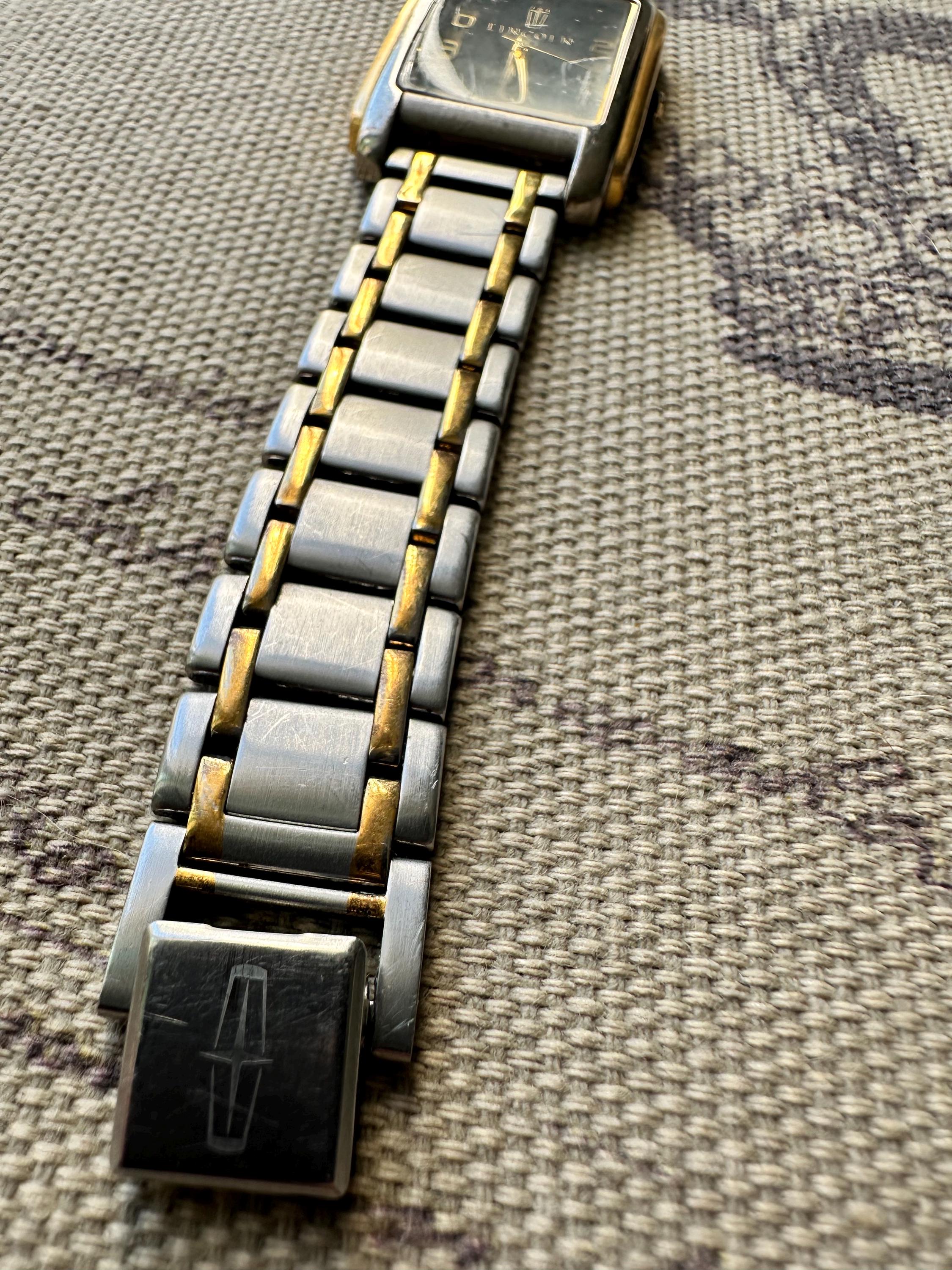 ダウンタウン　時計　ウォッチ　リンカーン Old Lincoln Quartz Watch in Working Order 161-official Licensed
