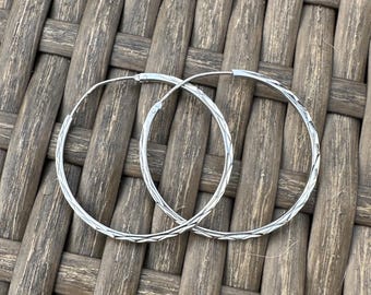 Vintage etched Ethnic Hoop earrings in 925 Sterling Silver