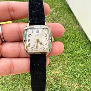 Ultra rare antique Ca.1929 Elgin Art Deco Style Gents Dress Watch-Aztec dual tone and enamel-running and keeps time -great find